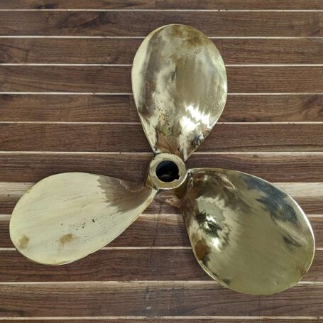 Large Brass Ship Propeller - 25 inch 02 Large Brass Ship Propeller - 25 inch 02