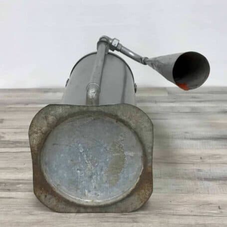 P4-21 Ahlemann & Schlatter Metallwarenfabrik Bremen, Germany manually operated Foghorn Ahlemann & Schlatter Metallwarenfabrik Bremen, Germany manually operated Foghorn