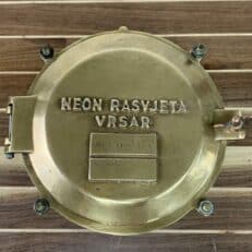 Neon Rasvjeta Vrsar Brass Post Mounted Navigation Light