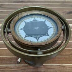 Sperry Gyro-Compass Repeater 02