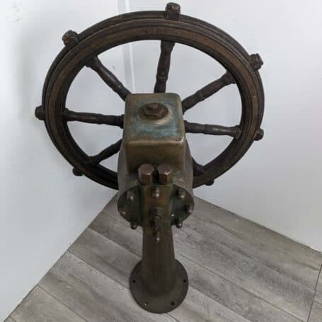 AS Svendborg Skibsværft Brass Steering Station 02 back of brass steering station
