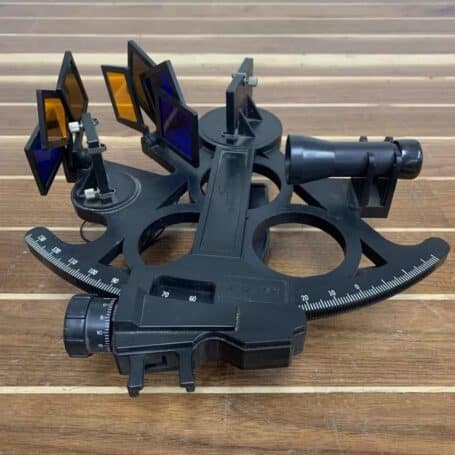 Vintage Davis Instruments Sextant 08 arc view