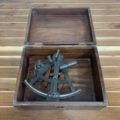 Vintage Brass William Gerrard Marine Sextant 09 sextant in box