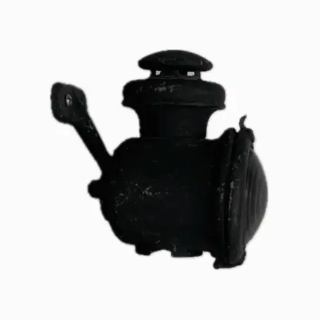 Model T kerosene lamp – silhouette showing purple lens