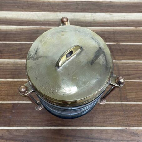 Post Mounted Brass Light With Clear Glass 06 lid