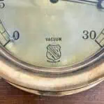 Close-up of the 0-30 range scale