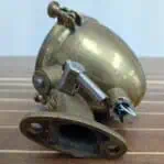 Close-up of lamp base and mounting bracket