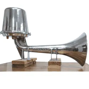 Kahlenberg KB-20 Electric Air Horn with high-strength aluminum construction, displayed on a wooden stand.