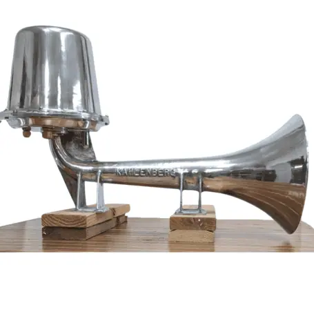 Kahlenberg KB-20 Electric Air Horn with high-strength aluminum construction, displayed on a wooden stand.