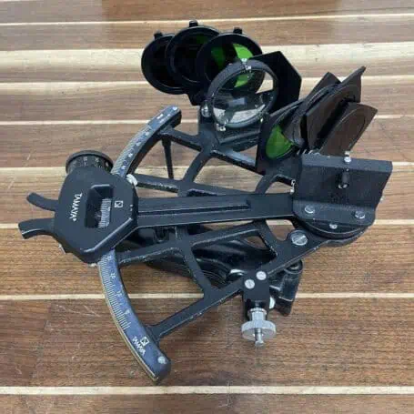 TAMAYA marine sextant inside original wooden case with inspection certificate main photo