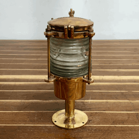 Kahlenberg Brass Fresnel Lens Post Light (3) Hinged lid and thumbscrew detail on vintage brass post light