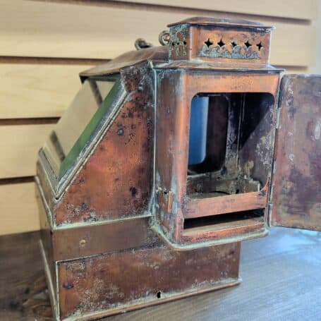 Antique Maritime Compass, Box with Mounting Bracket 06 Antique Maritime Compass, Box with Mounting Bracket 06